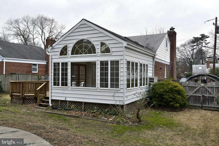 414 Royalton Road Silver Spring, MD 20901 - Photo 12 of 14 Exterior (Rear)