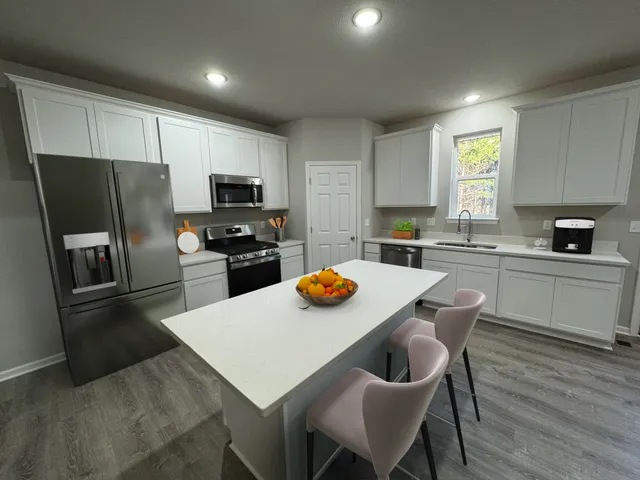 $553,400 | 821 James, Belleville, WI 53508