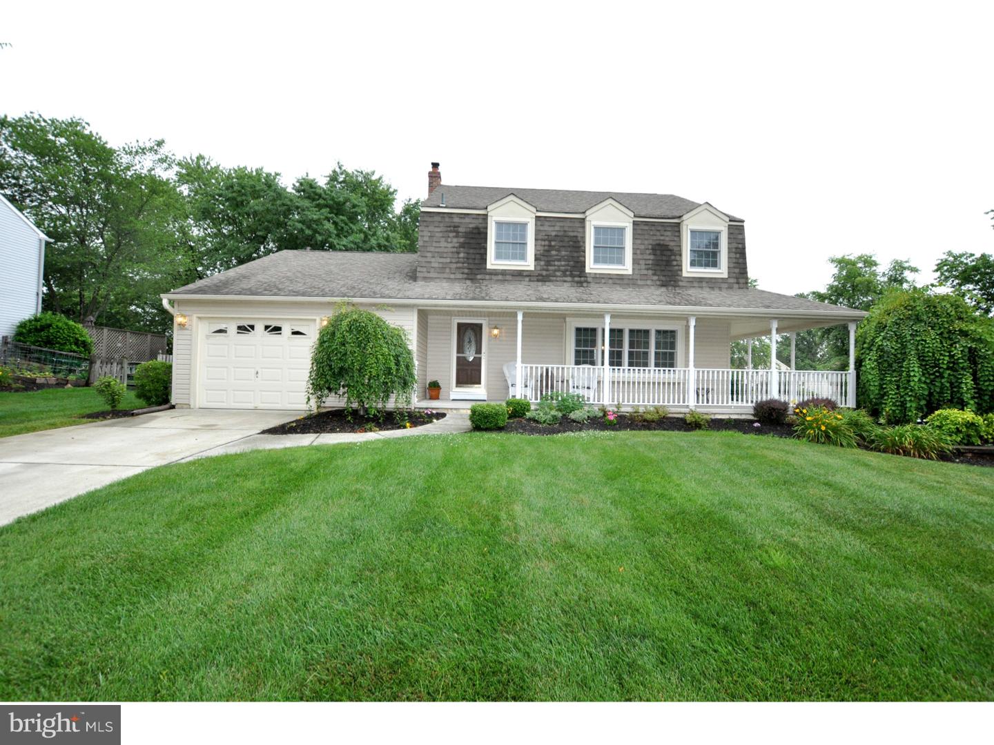 208 Yardley Road Delran, NJ 08075 - Photo 1 of 25