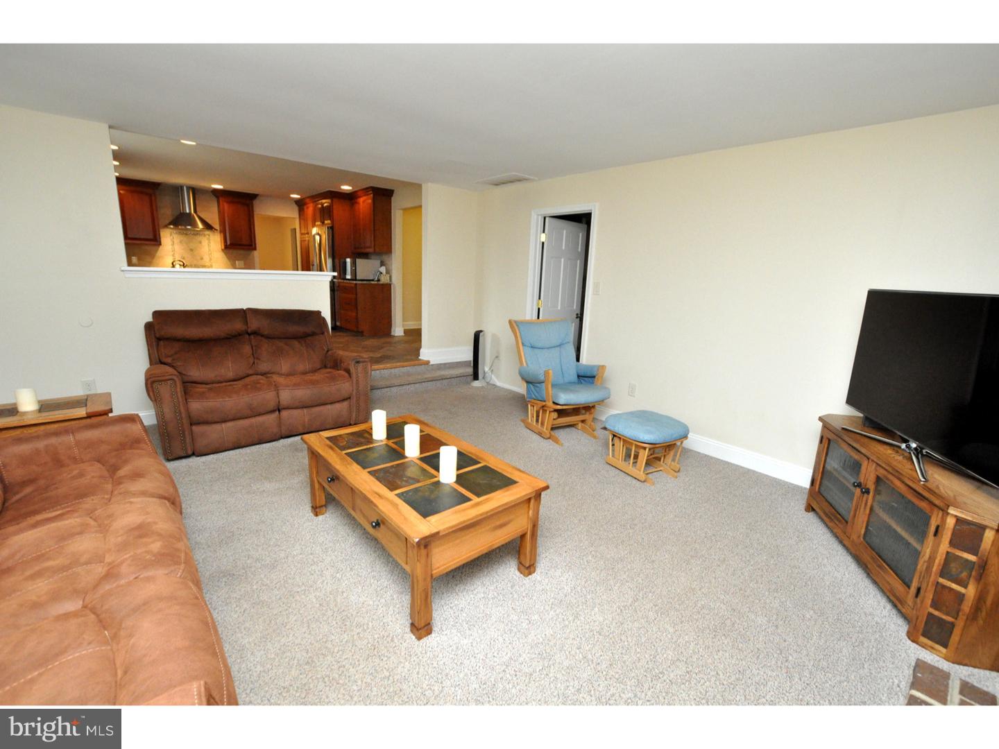 208 Yardley Road Delran, NJ 08075 - Photo 14 of 25