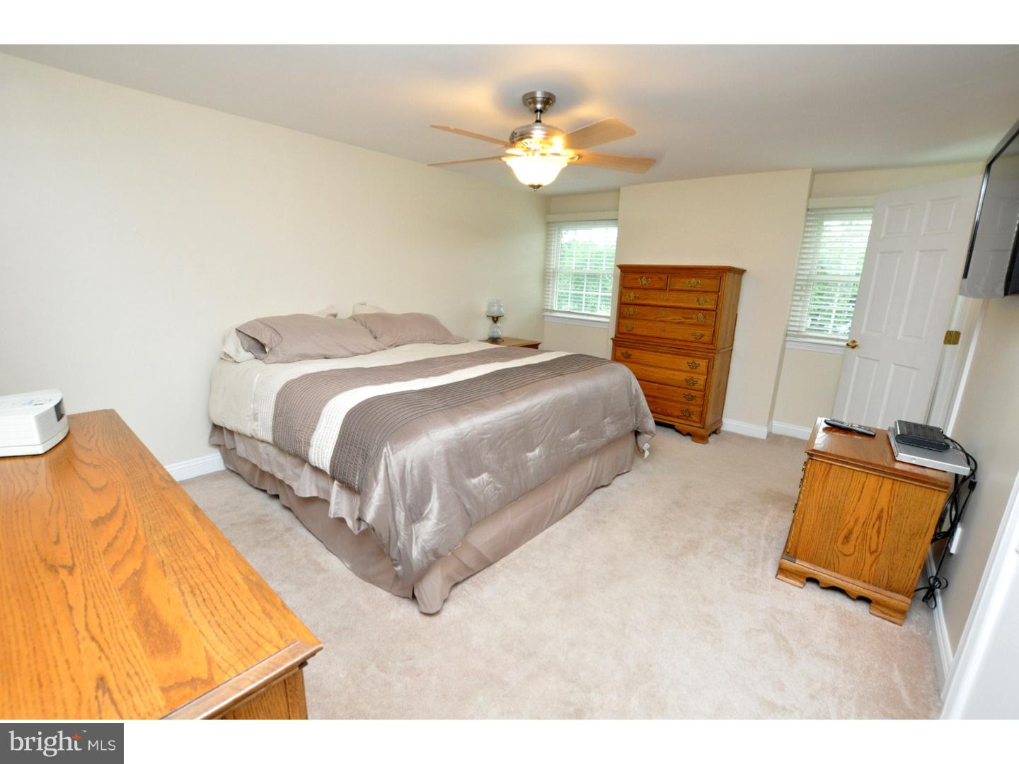 208 Yardley Road Delran, NJ 08075 - Photo 16 of 25