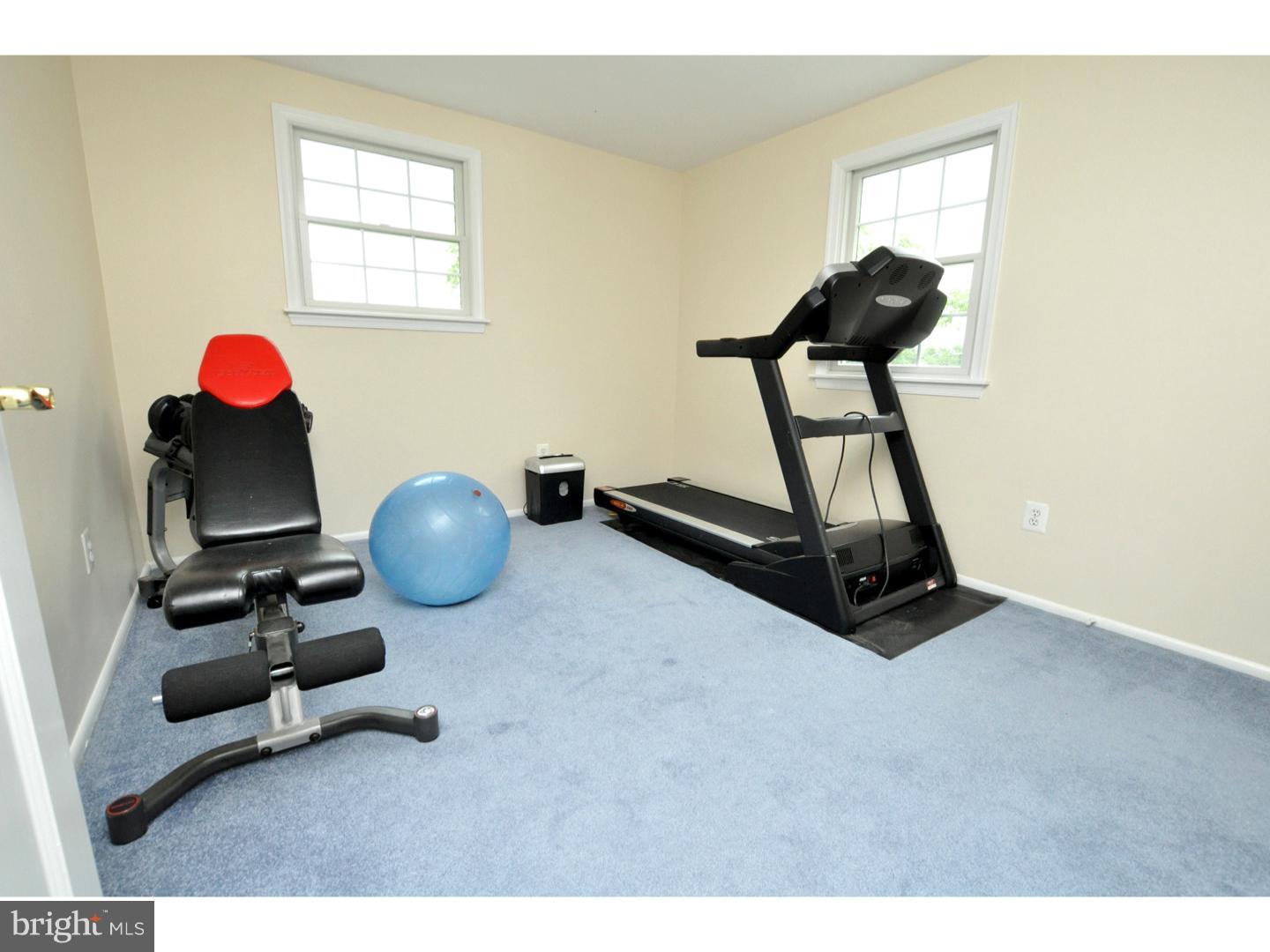 208 Yardley Road Delran, NJ 08075 - Photo 20 of 25