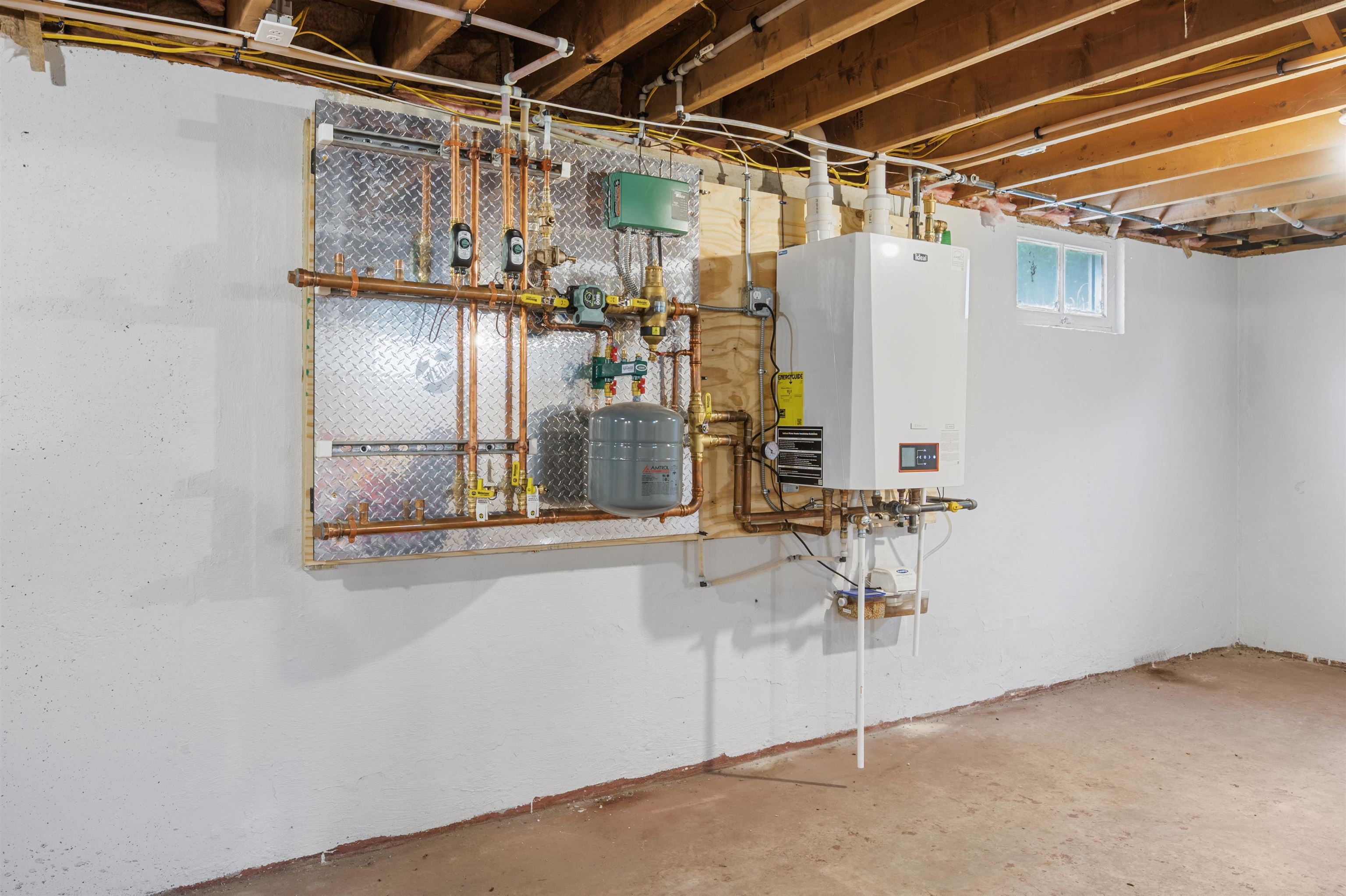 2870 Parade Road Laconia, NH 03246 - Photo 21 of 40