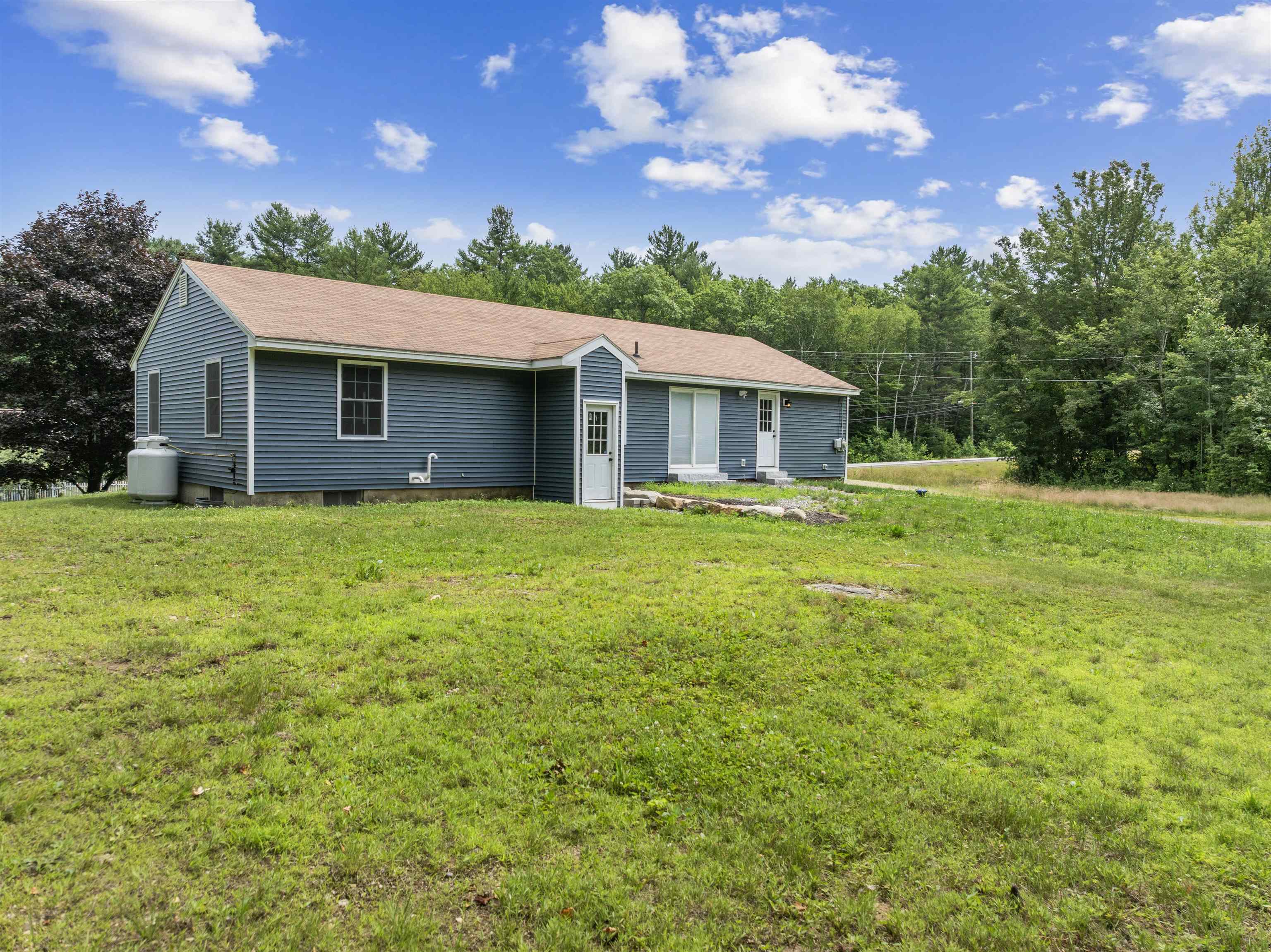 2870 Parade Road Laconia, NH 03246 - Photo 33 of 40
