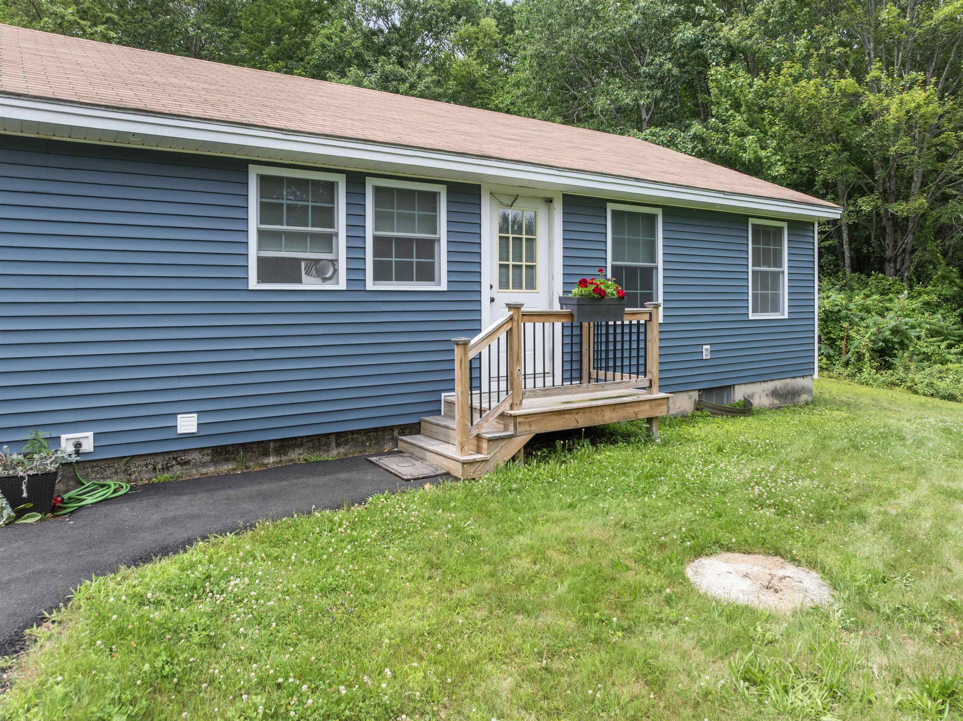 2870 Parade Road Laconia, NH 03246 - Photo 35 of 40