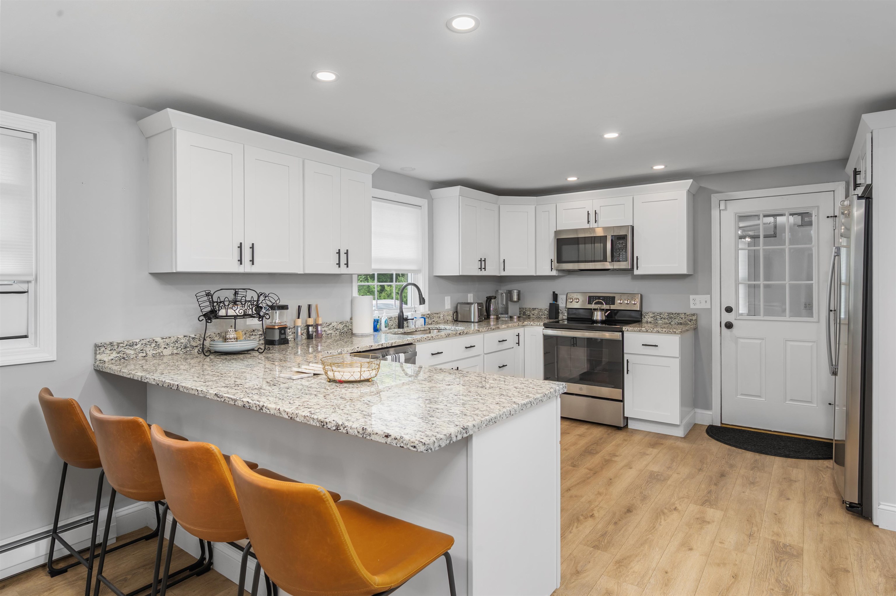 2870 Parade Road Laconia, NH 03246 - Photo 7 of 40