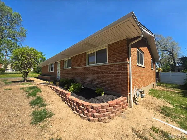$269,900 | 12350 Centerbrook Drive, Black Jack, MO 63033