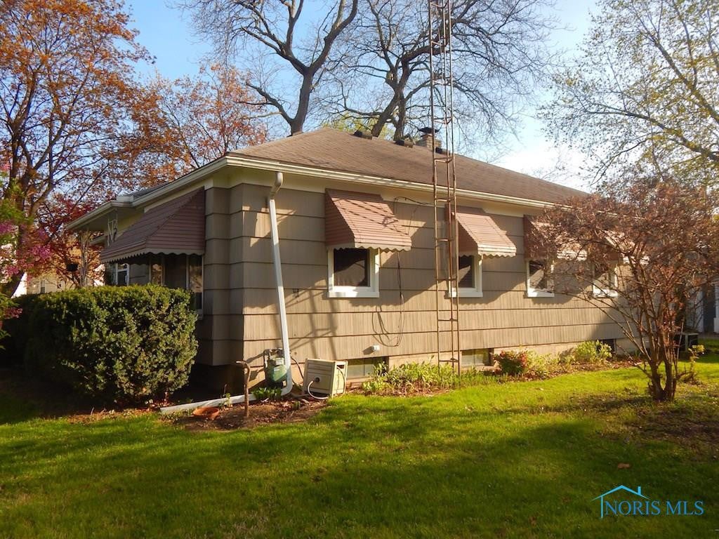 1325 Corbin Road Toledo, OH 43612 - Photo 14 of 21 Photo 14
