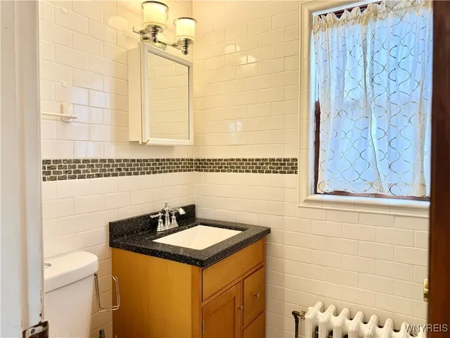 $1,100 | 4 St Johns Place, Unit 3, Buffalo, NY 14201