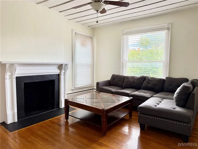 $1,100 | 4 St Johns Place, Unit 3, Buffalo, NY 14201