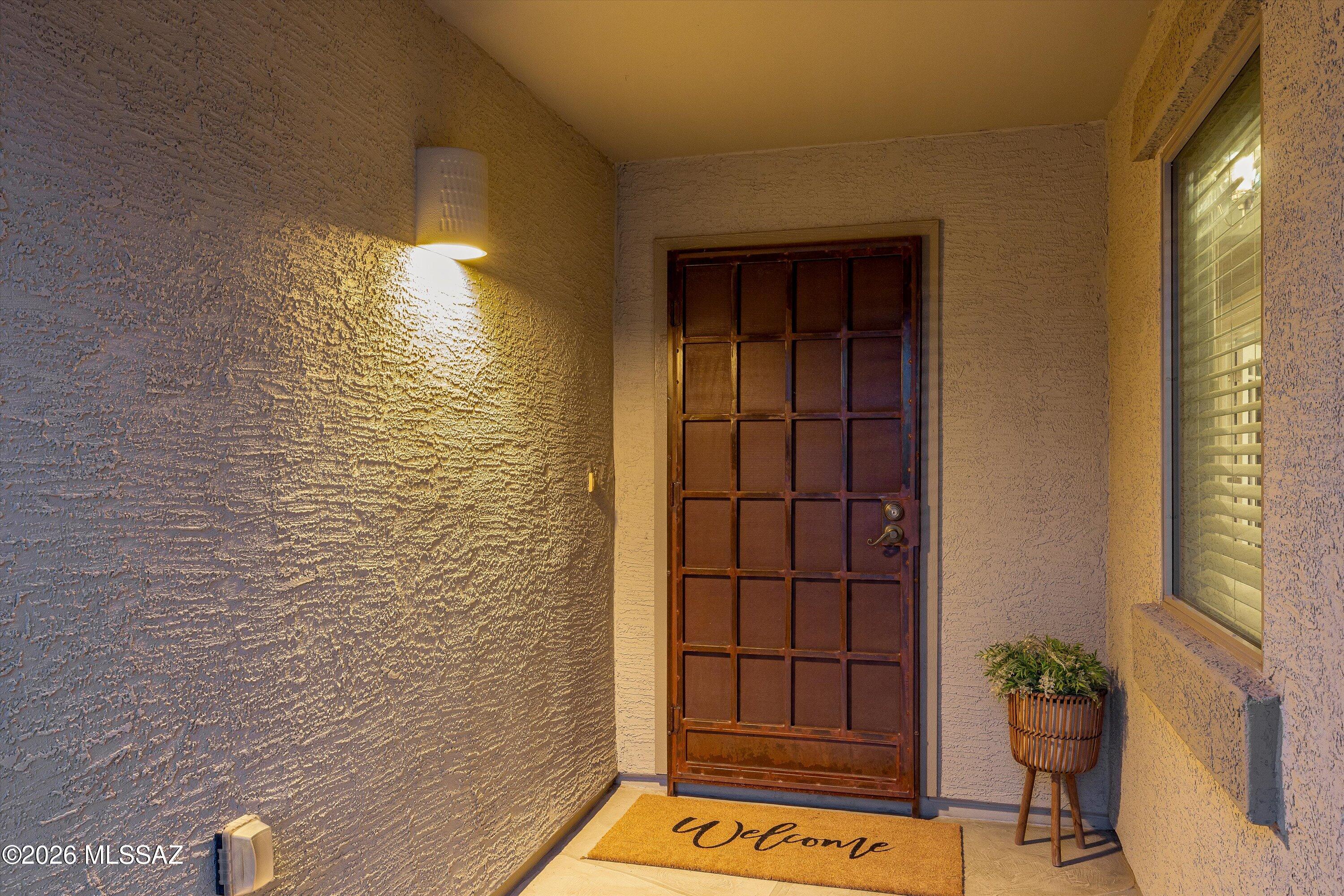 7169 West Oracle Ridge Trail Tucson, AZ 85743 - Photo 47 of 51 04-Front Entrance