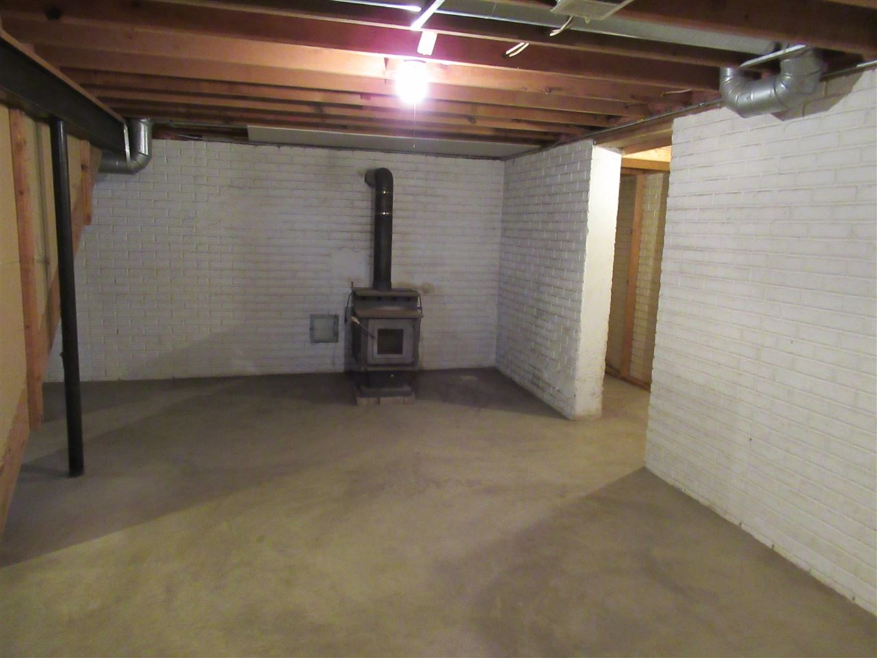 6741 Reside Road Imlay City, MI 48444 - Photo 25 of 62 50076301-24.JPG