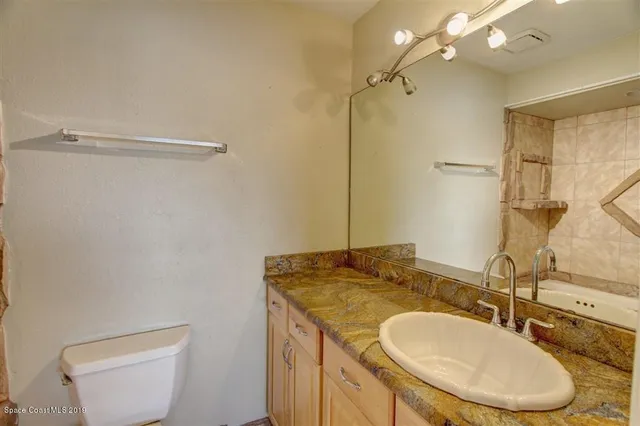 $1,400 | 273 East Towne Place, Titusville, FL 32796