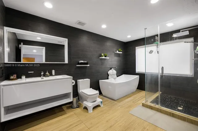 $3,099,999 | 3800 Southwest 128th Avenue, Miami, FL 33175