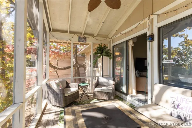 $300,000 | 24 Buoyant Place, Osage Beach, MO 65065