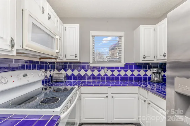 $259,999 | 9035-j M J M Keynes Drive, Unit 33, Charlotte, NC 28262