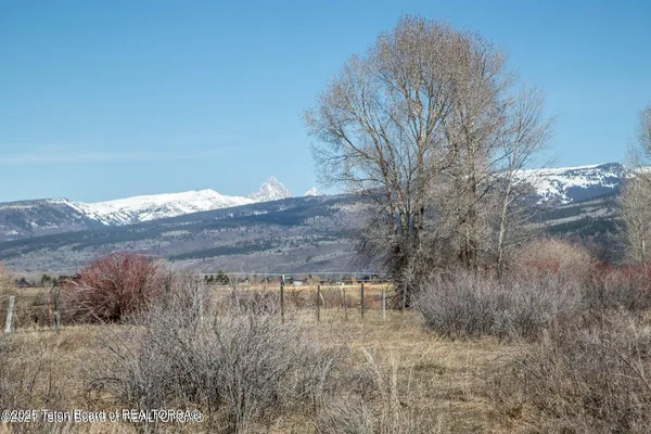 $275,000 | 7721 Spoon Creek Drive, Victor, ID 83455
