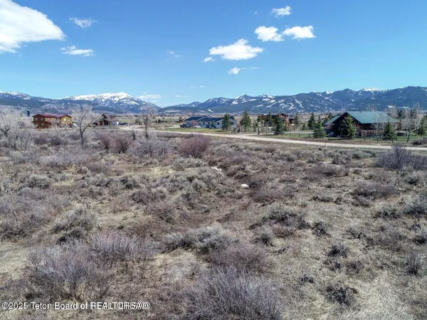 $275,000 | 7721 Spoon Creek Drive, Victor, ID 83455