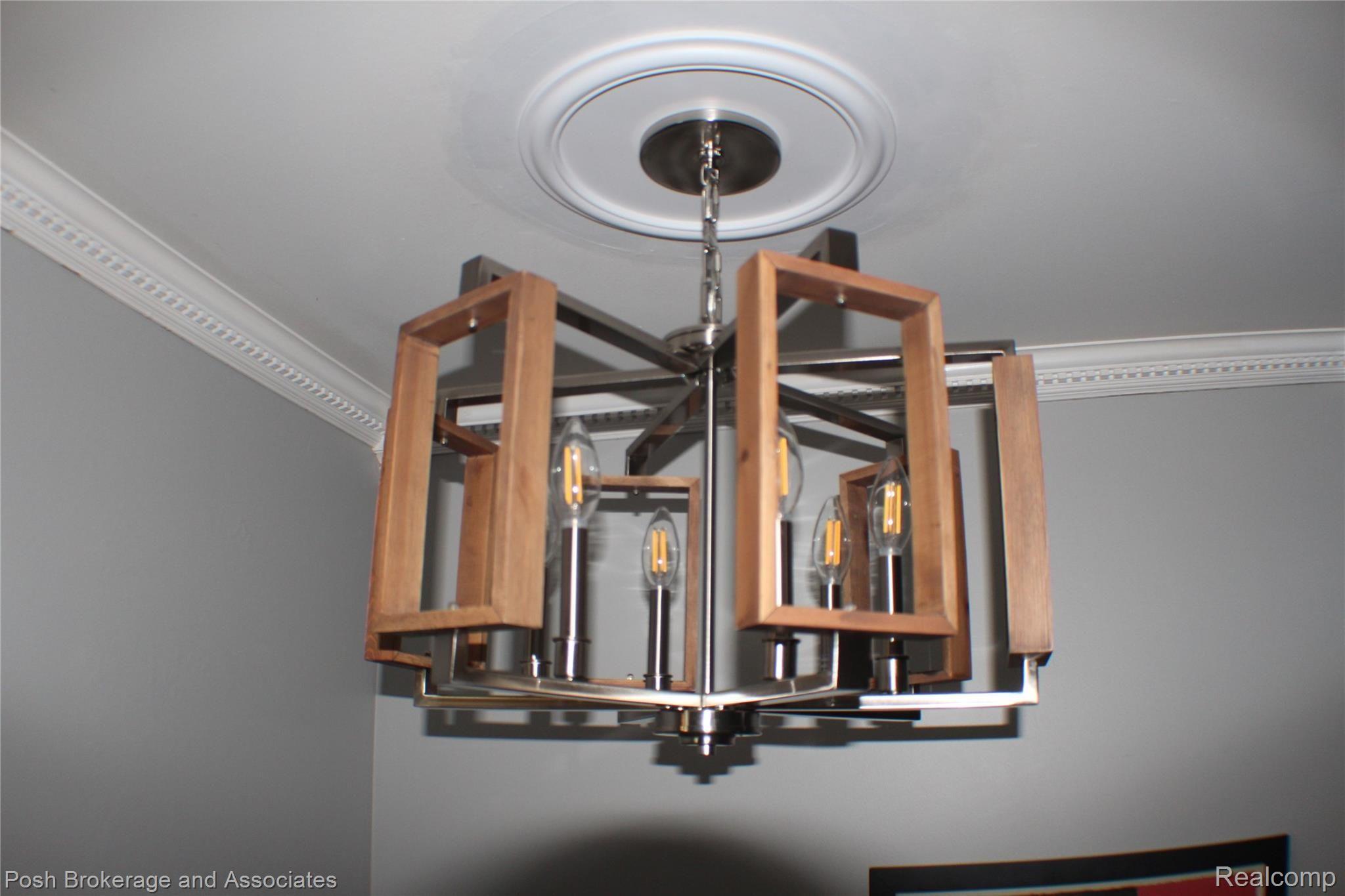 27220 Harvard Road Southfield, MI 48076 - Photo 18 of 72 Upstairs Hallway Lighting view.jpeg