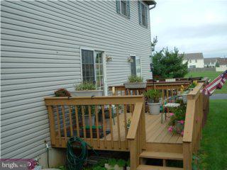 256 Nicole Way Sinking Spring, PA 19608 - Photo 2 of 6