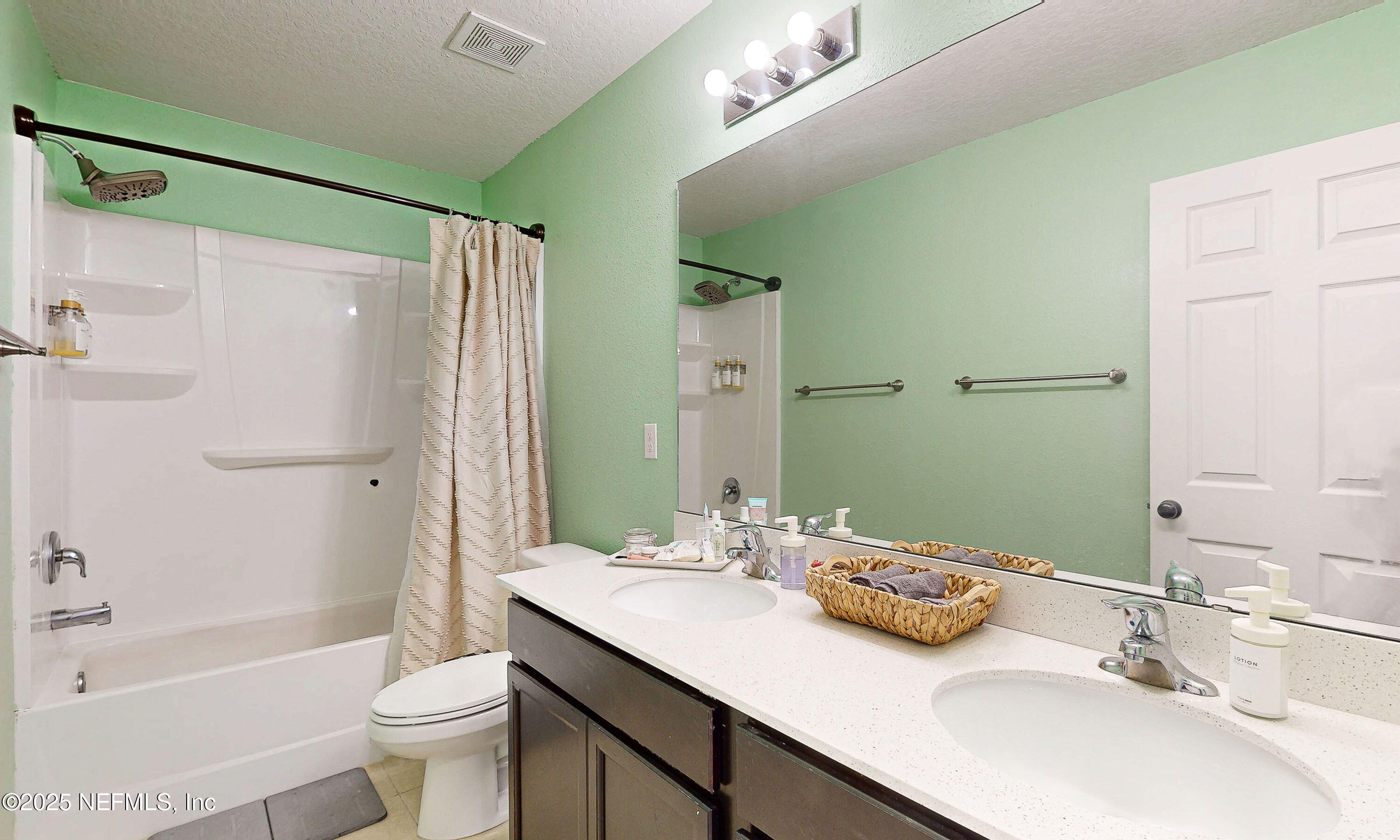 8657 Lake George Circle West Macclenny, FL 32063 - Photo 31 of 46 Bath 2
