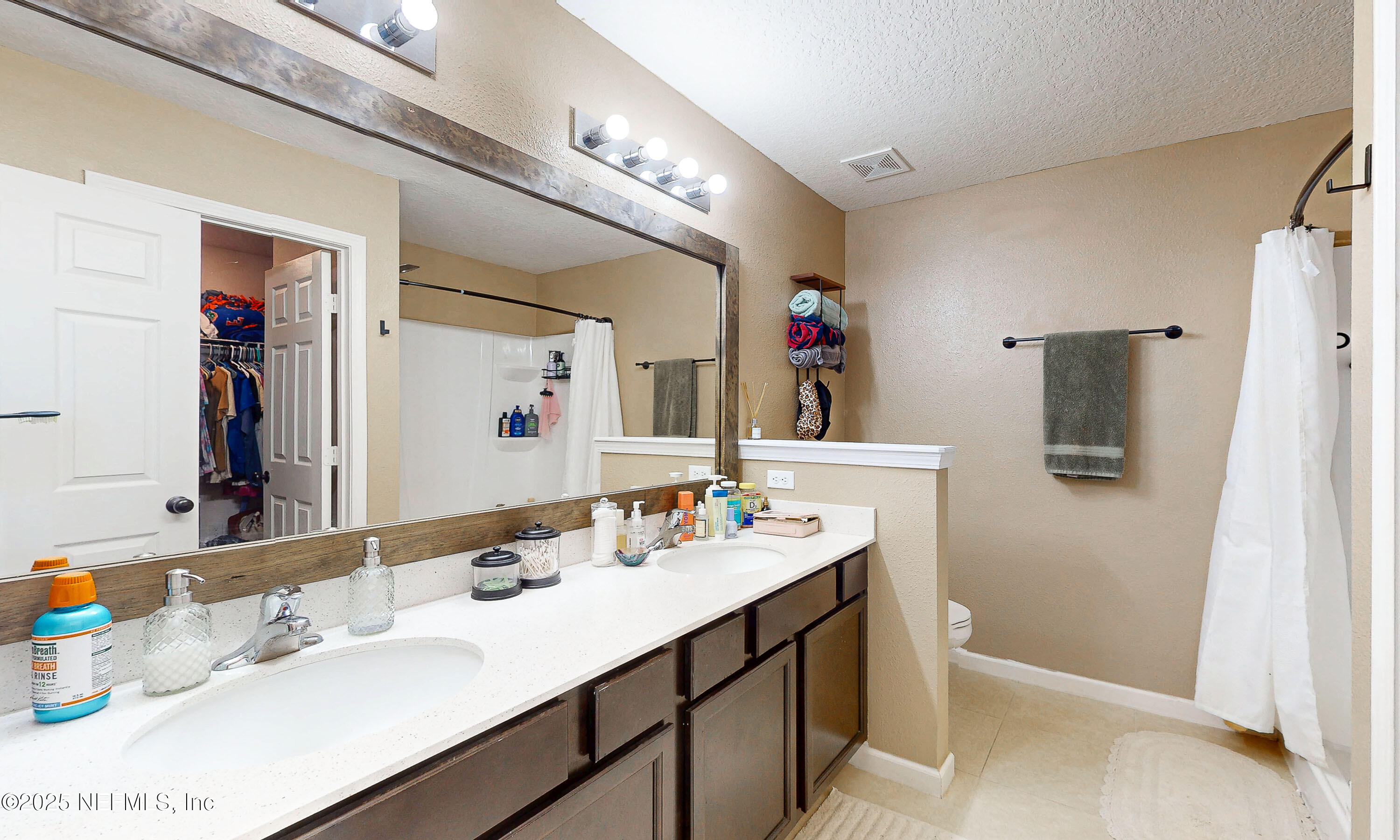 8657 Lake George Circle West Macclenny, FL 32063 - Photo 10 of 46 Bath Primary a