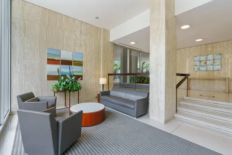 $399,500 | 88 West Schiller Street, Unit 904L, Chicago, IL 60610