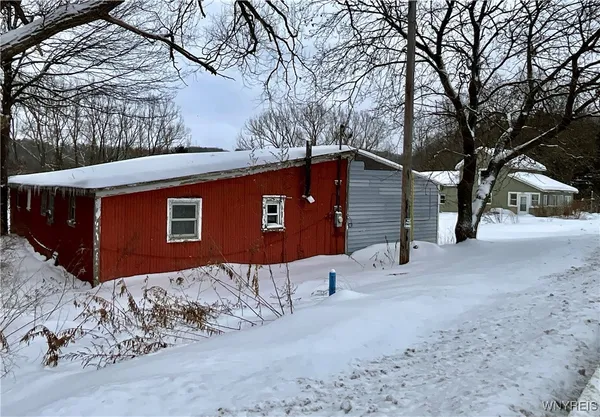 $60,000 | 10078 Highway 16, Machias, NY 14042