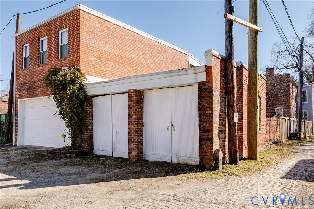 200 Strawberry Street Richmond, VA 23220 - Photo 36 of 36 2 car garage is a cherished treasure in the fan