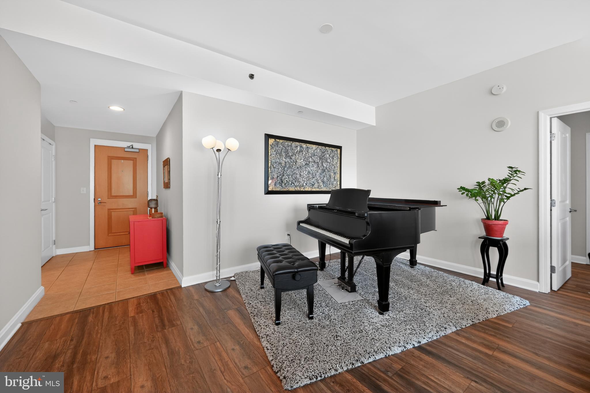 901 North Penn Street, Unit R1604 Philadelphia, PA 19123 - Photo 4 of 22