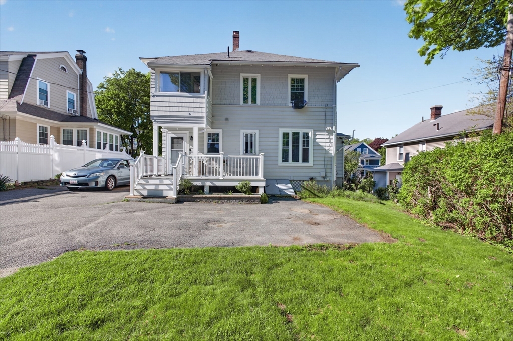 962 Pleasant Street Worcester, MA 01602 - Photo 31 of 32
