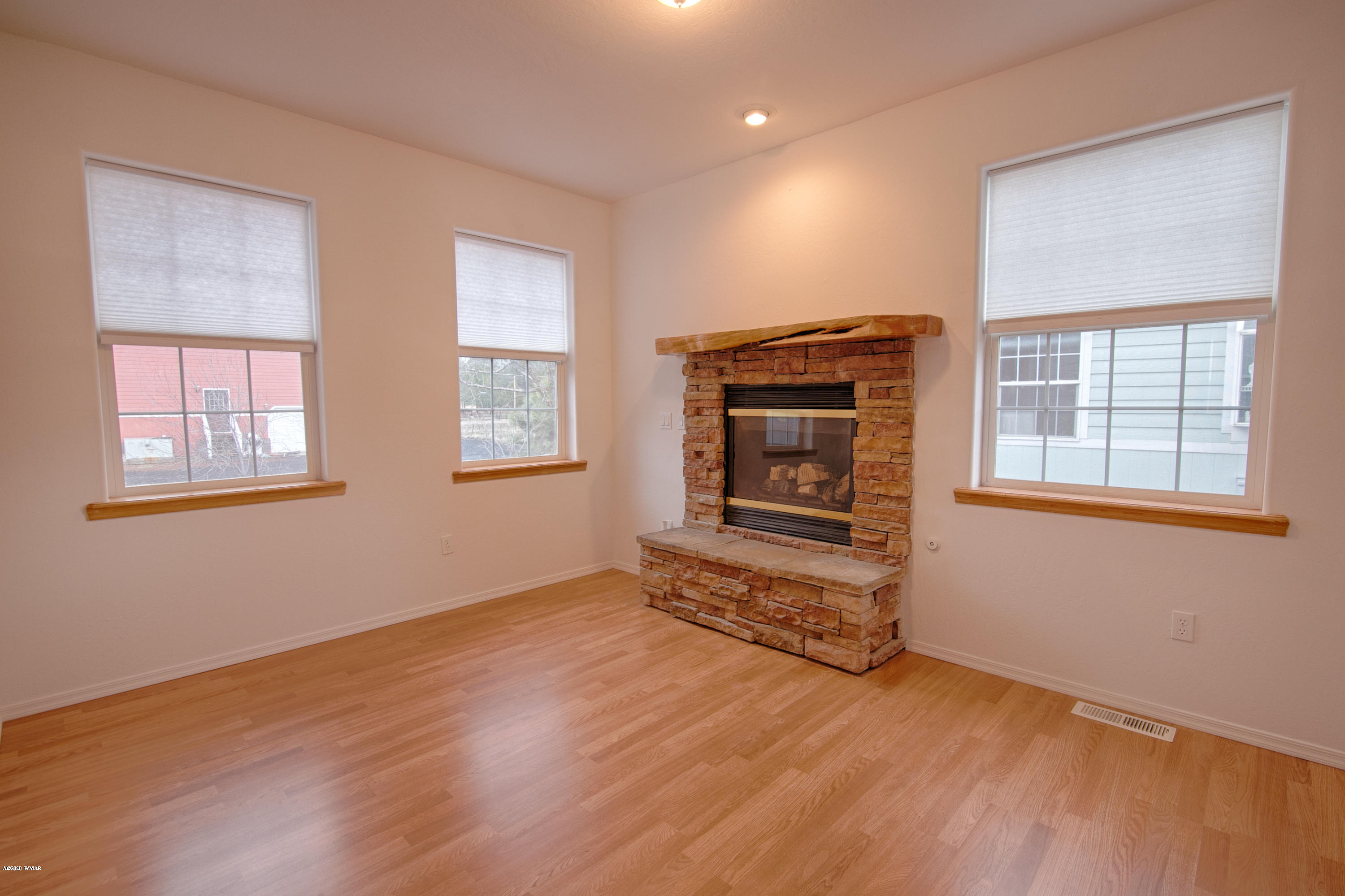 838 Larson Road Lakeside, AZ 85929 - Photo 3 of 32 Gallery Image 3
