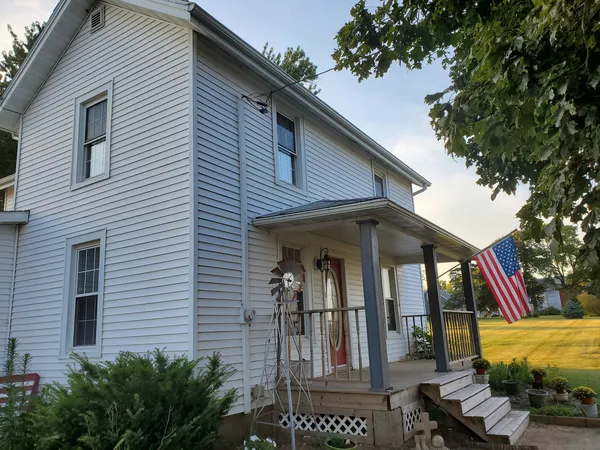 $207,000 | 3060 North Leaf River Road, Mount Morris, IL 61054