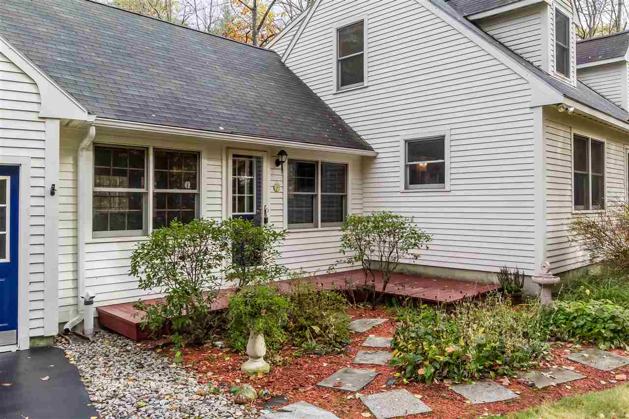 20 Rand Road Bow, NH 03304 - Photo 3 of 39