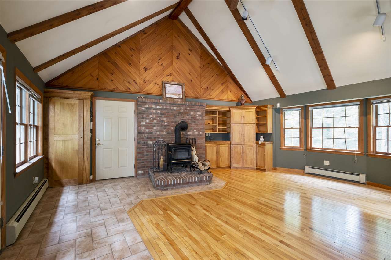 20 Rand Road Bow, NH 03304 - Photo 4 of 39