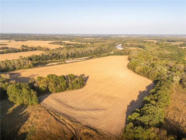 $338,000 | Northeast Berlin Road, Pattonsburg, MO 64670