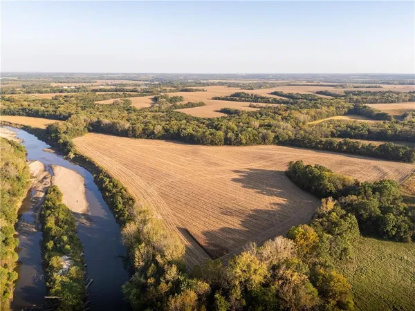 $325,000 | Northeast Berlin Road, Pattonsburg, MO 64670
