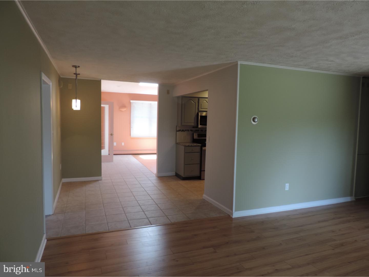 40 Jump Hill Road Levittown, PA 19056 - Photo 6 of 25 Gallery Image 6