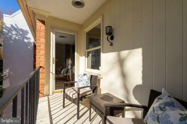 $710,000 | 8007 Strauff Road, Unit 16, Towson, MD 21204