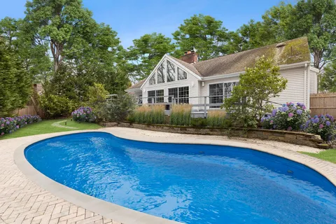 55 Laurel Lane, Sag Harbor, NY 11963