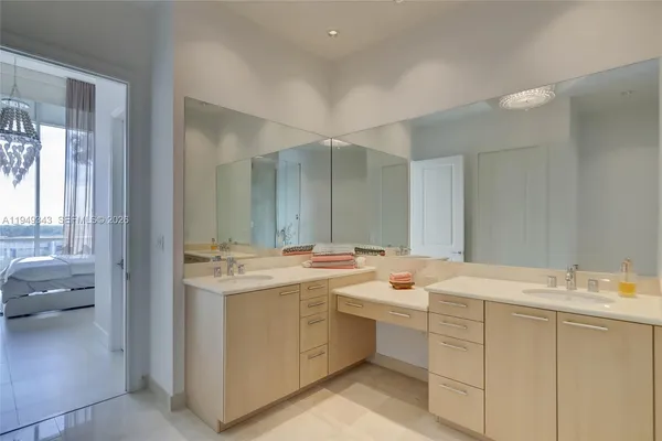 $5,500 | 1 North Ocean Boulevard, Unit 414, Pompano Beach, FL 33062