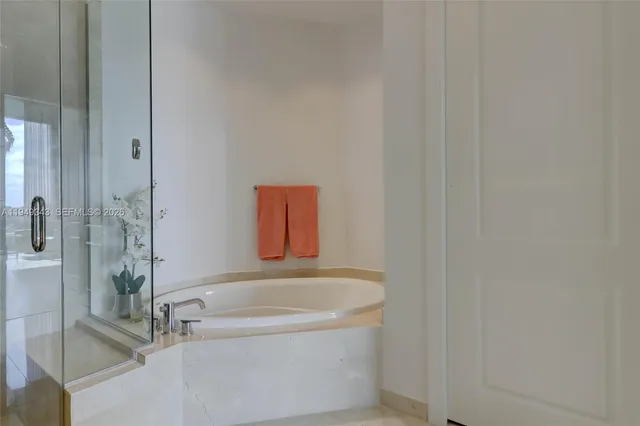 $5,500 | 1 North Ocean Boulevard, Unit 414, Pompano Beach, FL 33062