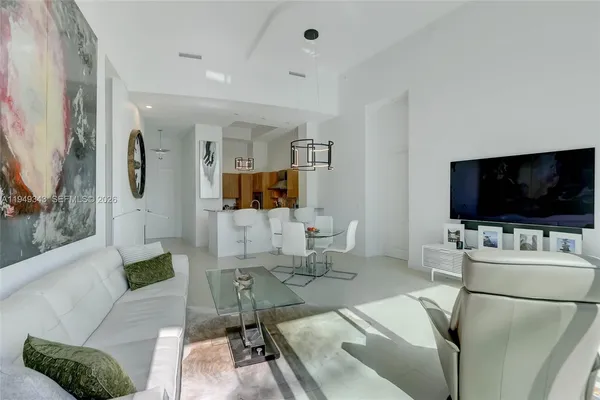 $5,500 | 1 North Ocean Boulevard, Unit 414, Pompano Beach, FL 33062