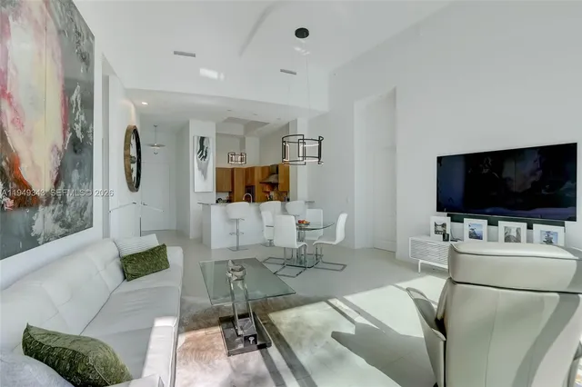 $5,500 | 1 North Ocean Boulevard, Unit 414, Pompano Beach, FL 33062