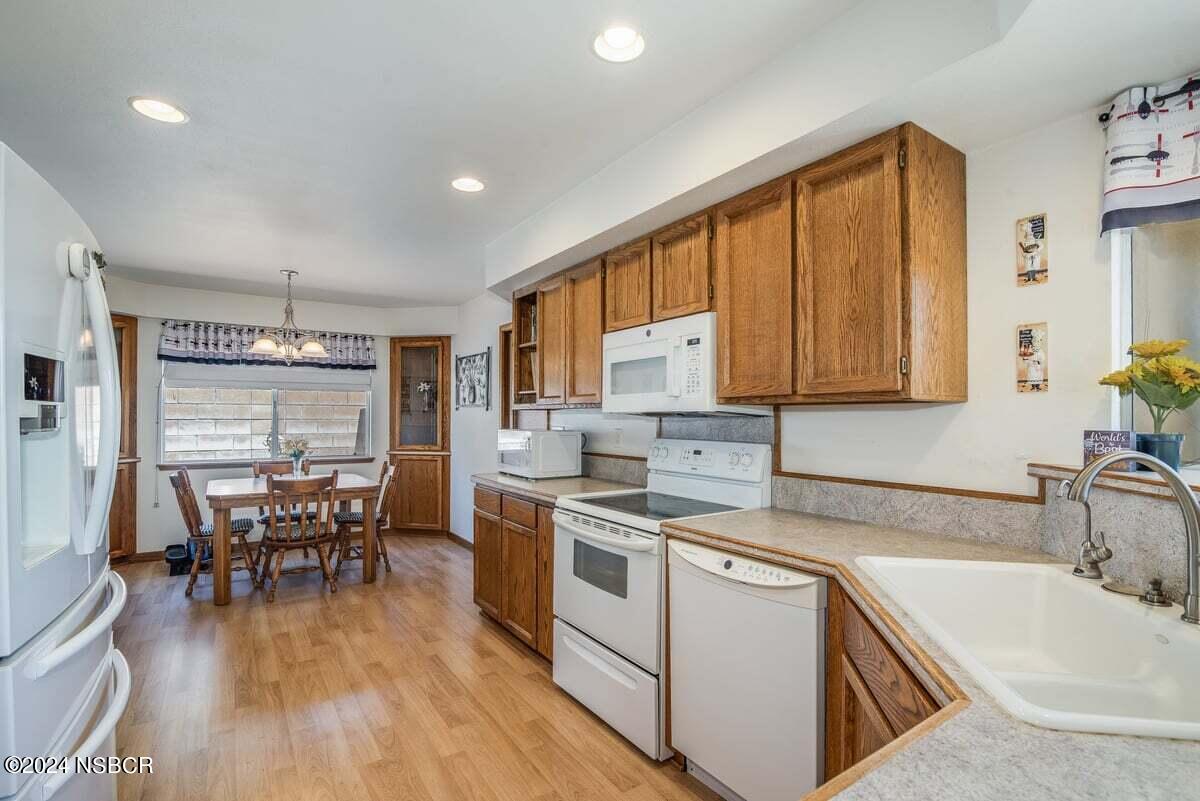 157 Gemini Avenue Lompoc, CA 93436 - Photo 11 of 18 Kitchen