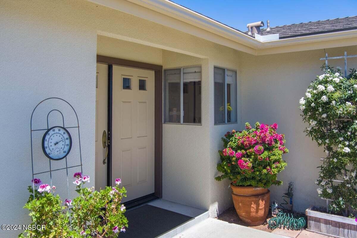 157 Gemini Avenue Lompoc, CA 93436 - Photo 3 of 18 Front Entrance