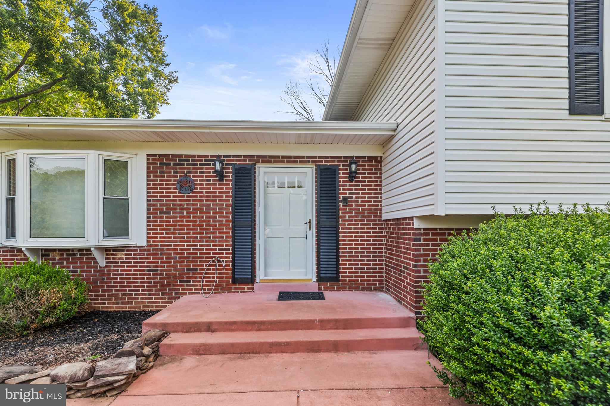 6907 Clifton Road Clifton, VA 20124 - Photo 19 of 45 Gallery Image 19