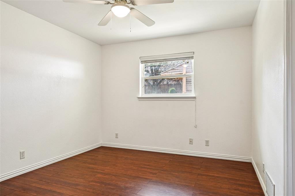 1506 Springbrook Street Corinth, TX 76210 - Photo 28 of 40