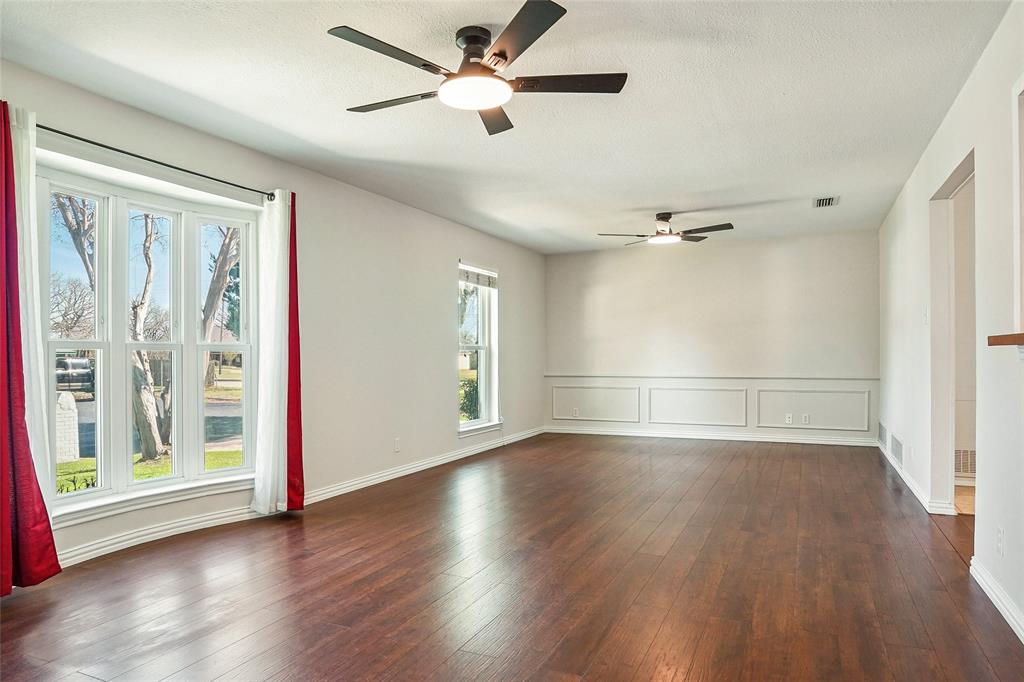 1506 Springbrook Street Corinth, TX 76210 - Photo 3 of 40 Flexible for Family, Dining, or living room.