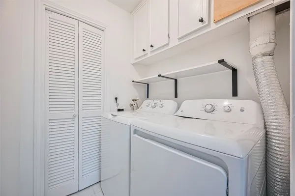 $199,900 | 10174 Beekman Pl Drive, Houston, TX 77043